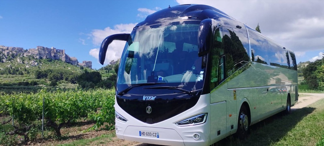 Autocar de tourisme pour location avec chauffeur à Saint-Denis