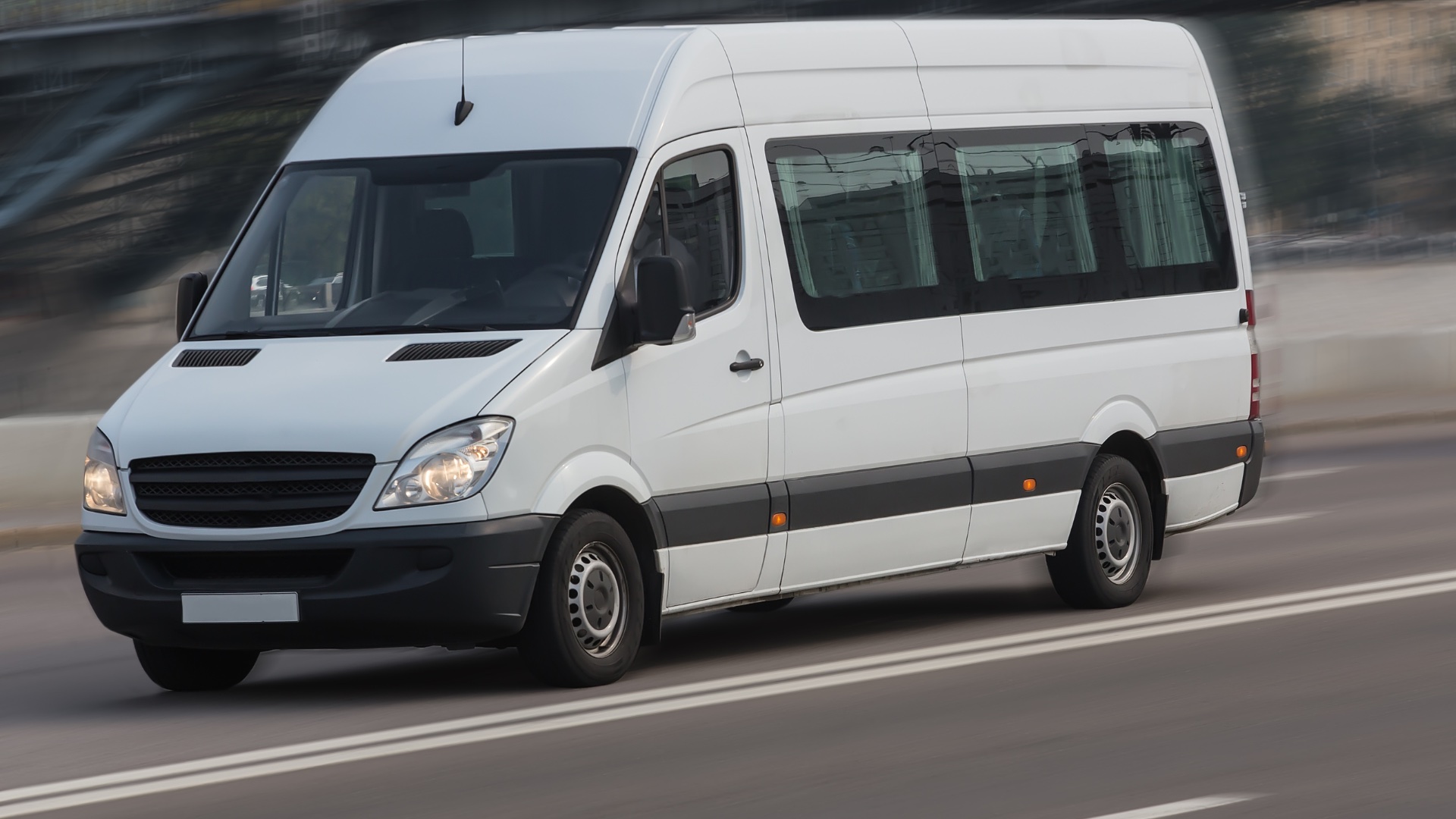 Navette minibus pour location de groupe à Noisy-le-Grand, Seine-Saint-Denis (93)